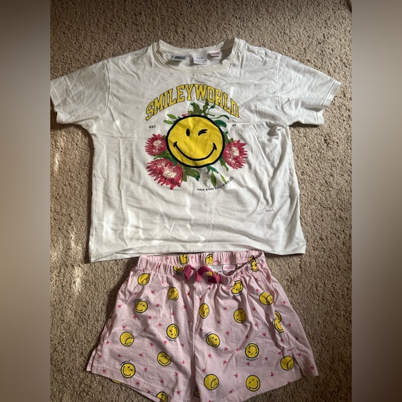 Zara Smiley World Kids Pajamas set - Picture 1 of 3